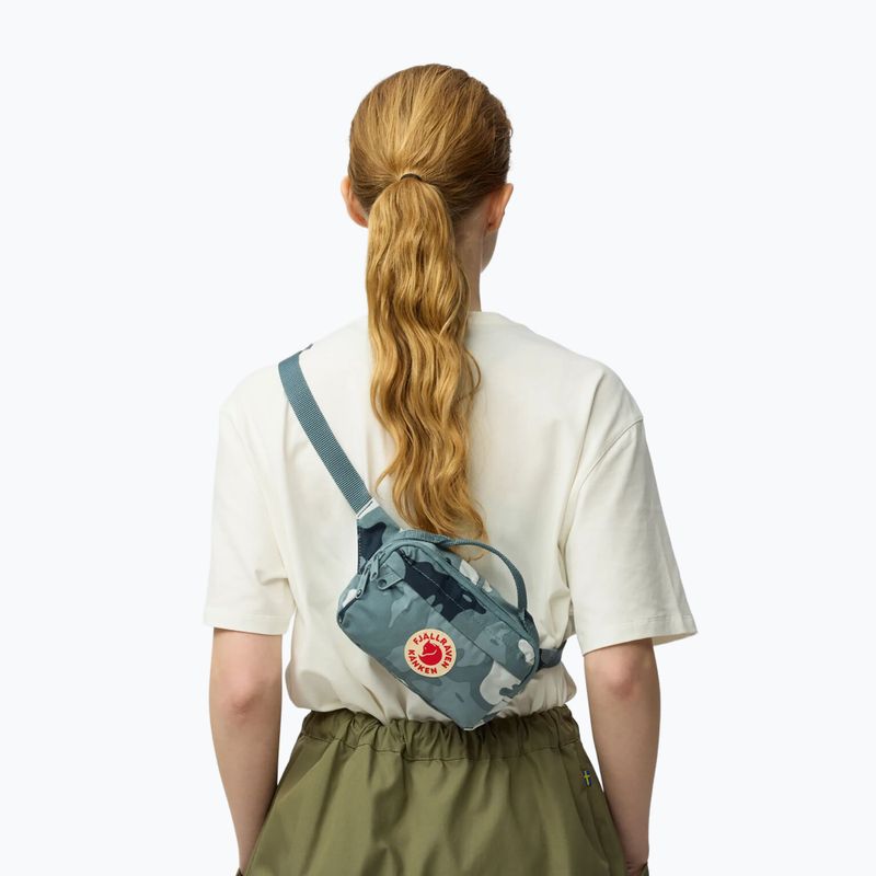 Ledvinka Fjällräven Kanken Graphics Hip Pack nimbus blue/hidden animals 5