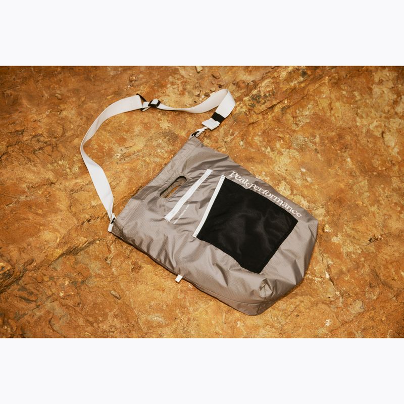 Taška Peak Performance Street Shopper 16l avid beige 5