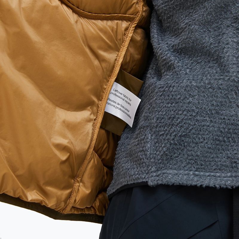 Dámská péřová bunda Peak Performance Helium Down Hood meadow moss/sierra sand 5