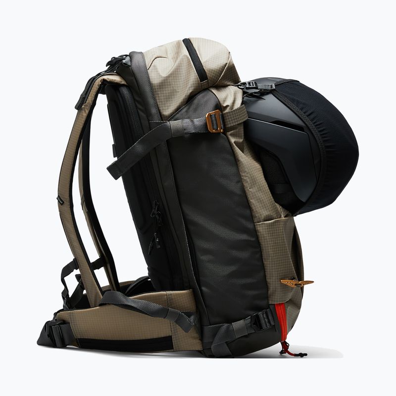 Batoh Peak Performance Vertical Ski 25 l avid beige 4