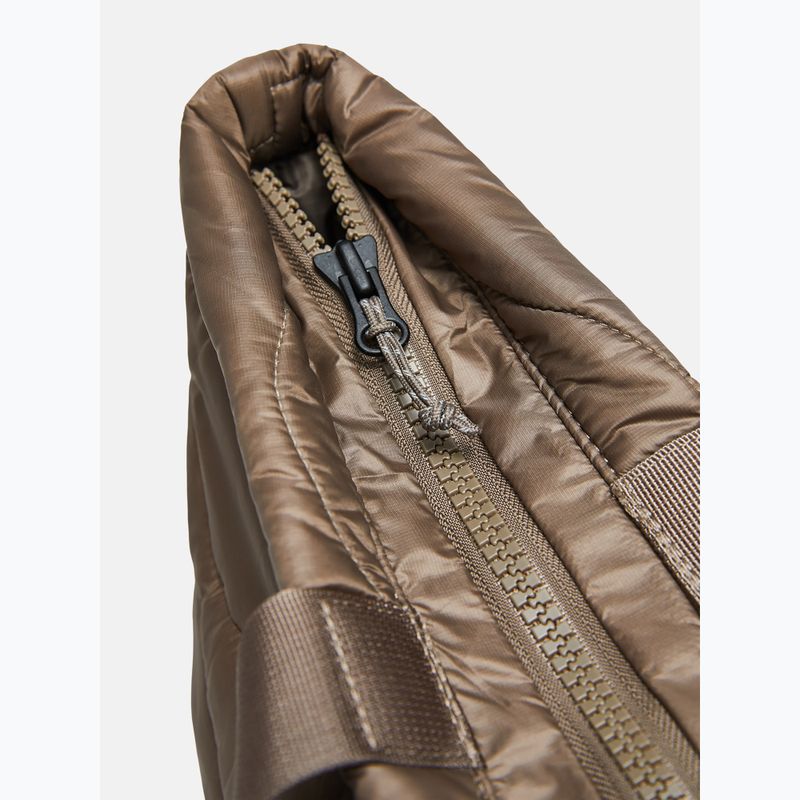 Taška Peak Performance Helium Tote 6 l terrain tan 4