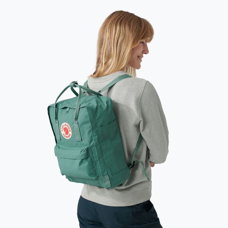 Turistický batoh  Fjällräven Kanken 16 l frost green 9