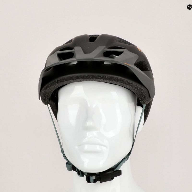 Cyklistická příručka Giro Fixture černá GR-7129939 9