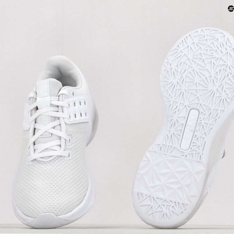 Dámské tréninkové boty Nike Air Max Bella Tr 4 bílé CW3398 102 9
