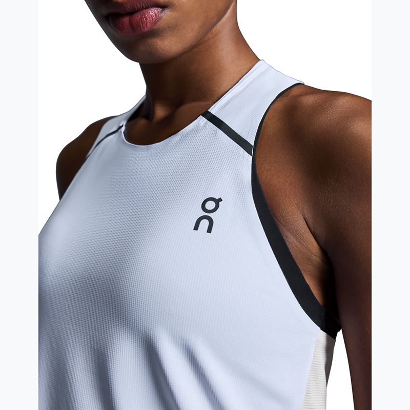 Dámské běžecké tričko On Performance Tank white/silver 6