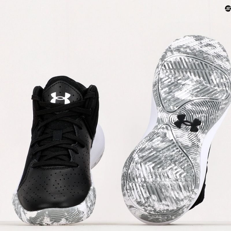 Dětske basketbalové boty Under Armour GS Jet '21 001 černo-bílý UAR-3024794001-001-4.5 10
