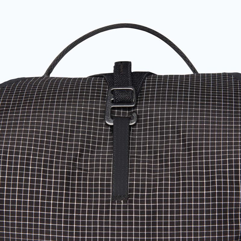 Black Diamond Distance 15 l turistický batoh černý BD6800050002SML1 7