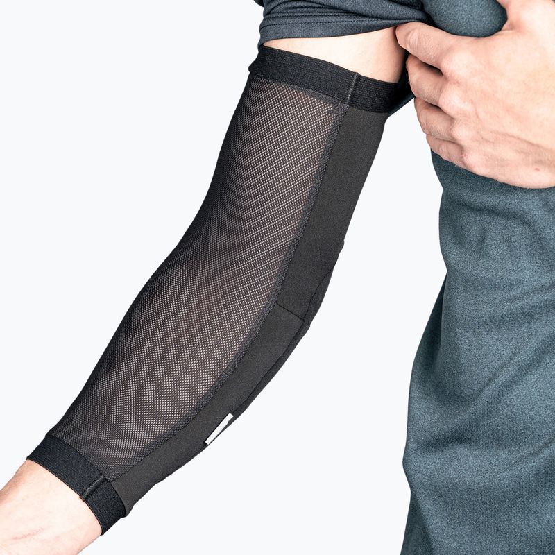 Cyklistické loketní chrániče Bluegrass Aura black 3