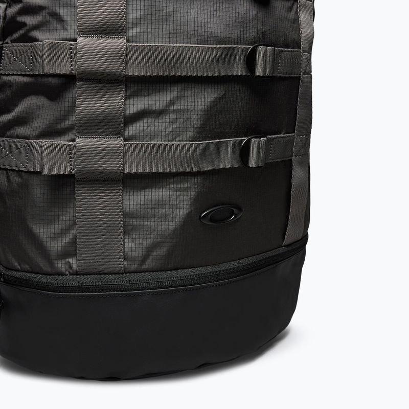 Trekový batoh Oakley Reserve Utility 50 l granite gray 4