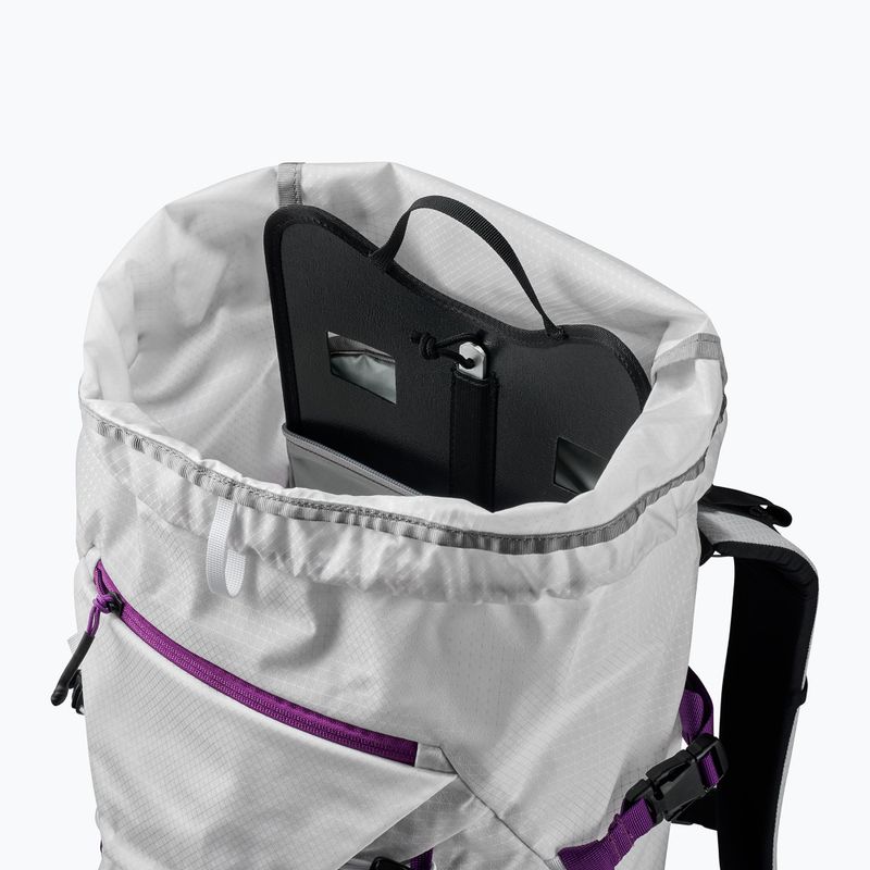 Batoh La Sportiva Granite 32 l chalk/black 5