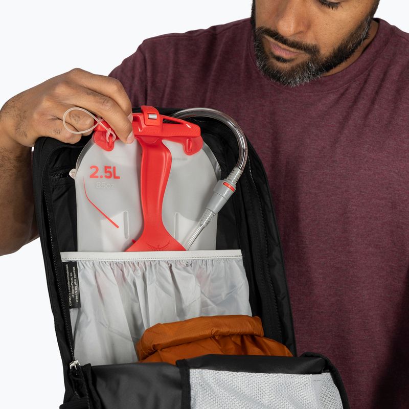 Pánský turistický batoh Osprey Talon 22 l black/coal grey  12