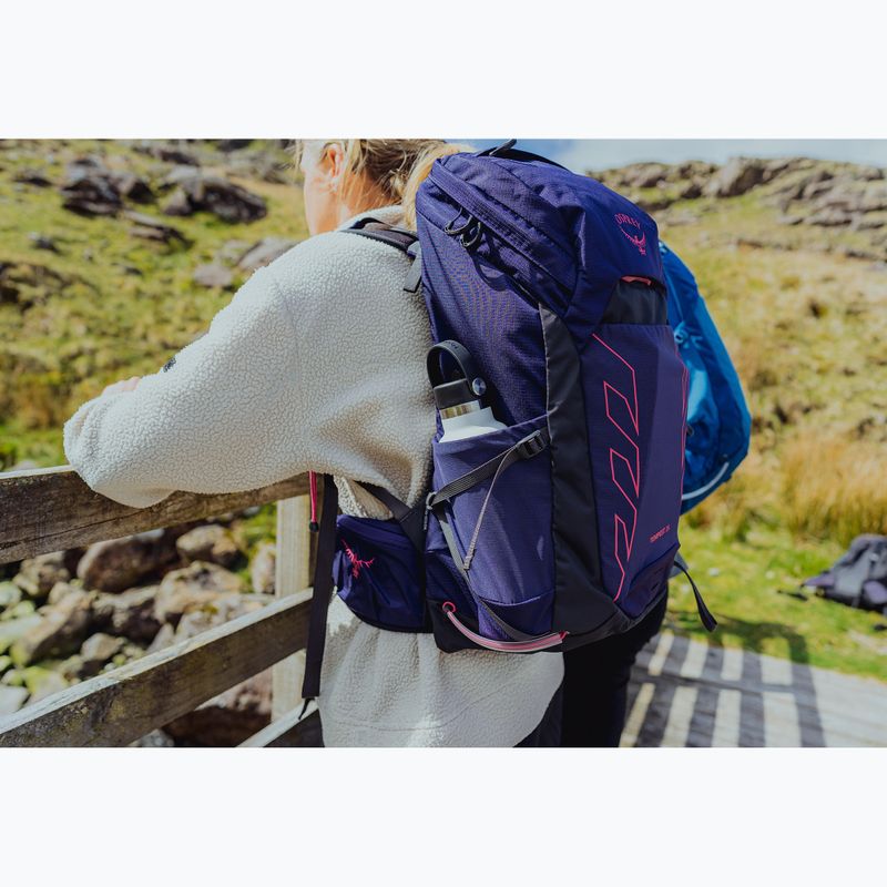 Dámský turistický batoh Osprey Tempest 26 l deep fig / hotspot pink  11