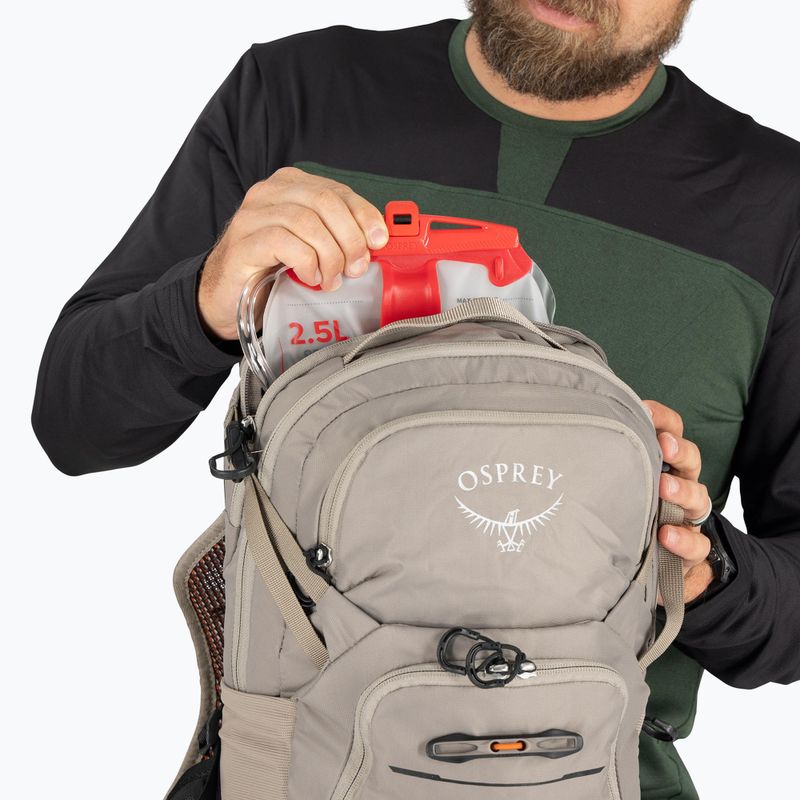 Cyklistický batoh Osprey Raptor 14 + bukłak 2.5 l pediment grey 12