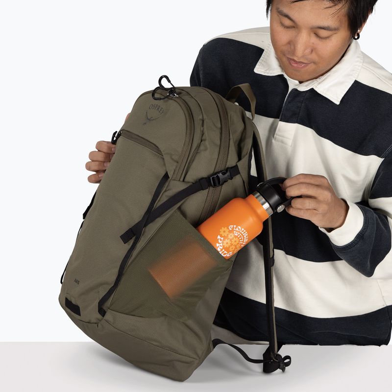 Městský batoh Osprey Axis 24 l earl grey 10