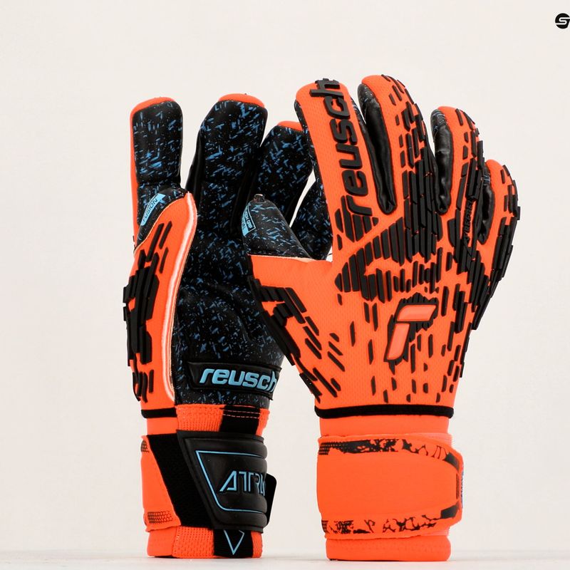Reusch Attrakt Freegel Fusion Ortho-Tec Brankářské rukavice červené 5370990-3333 9