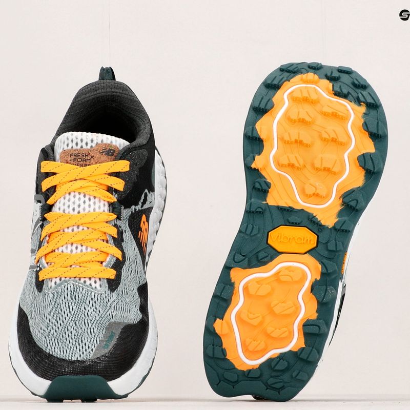 New Balance Fresh Foam Hierro v7 šedozelená pánská běžecká obuv MTHIERI7.D.080 15