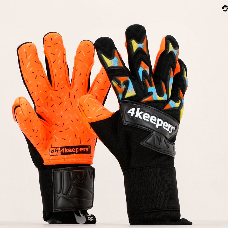 Brankářské rukavice 4Keepers Equip Flame Nc černo-oranžové EQUIPFLNC 8