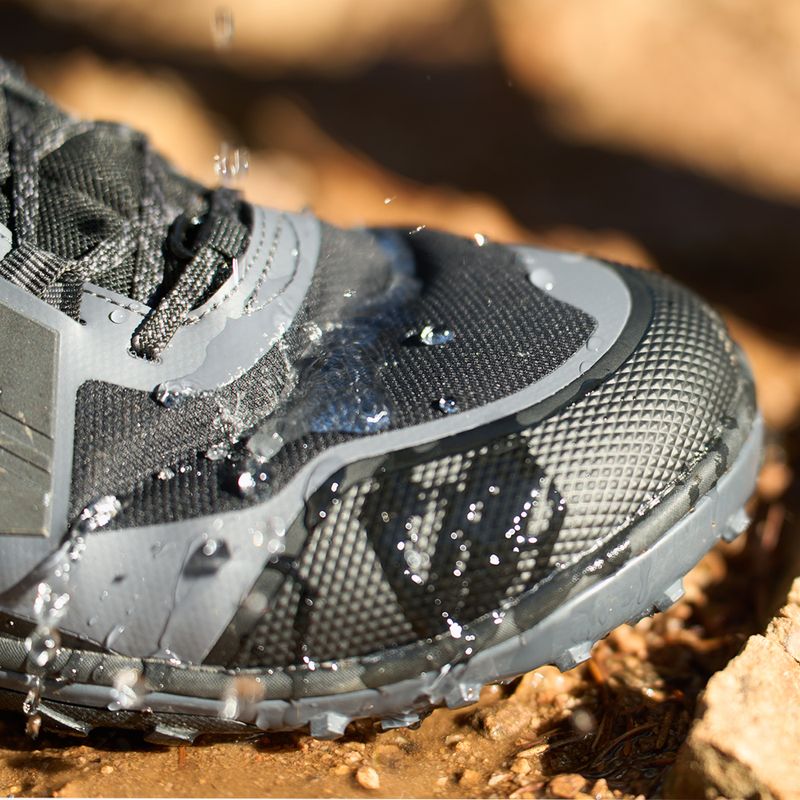 Barefoot boty Xero Shoes Scrambler Mid II WP black/asphalt 10