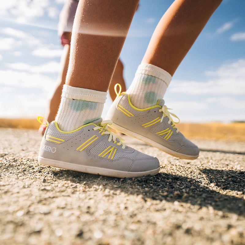 Dětské barefoot boty Xero Shoes Prio lunar rock/sunny lime 7