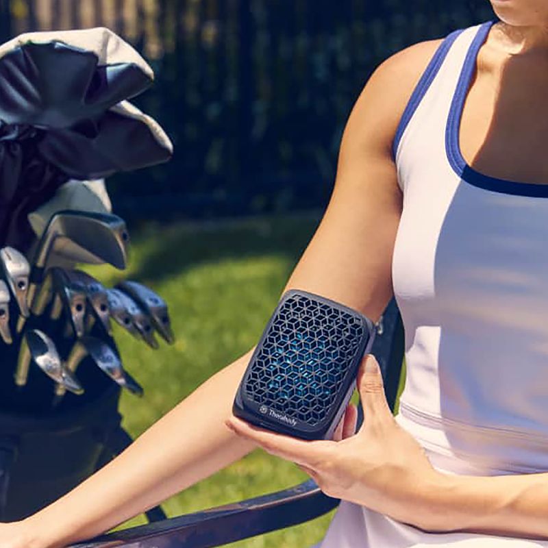 Masážní přístroj Therabody RecoveryTherm Cube black/blue 8