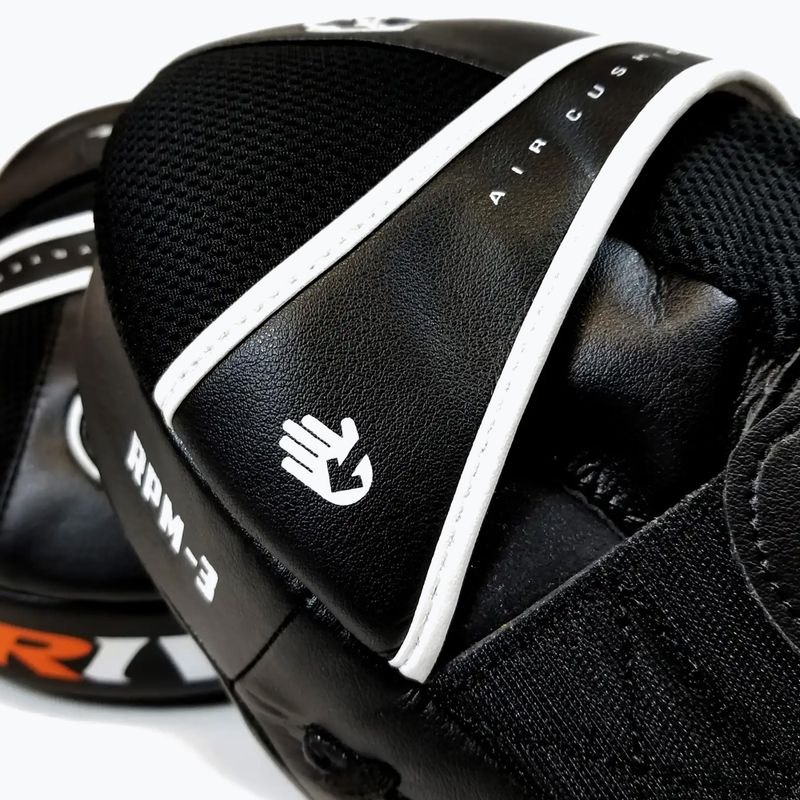 Trenérské lapy  Rival RPM3 Air Punch Mitts 2.0 black 3