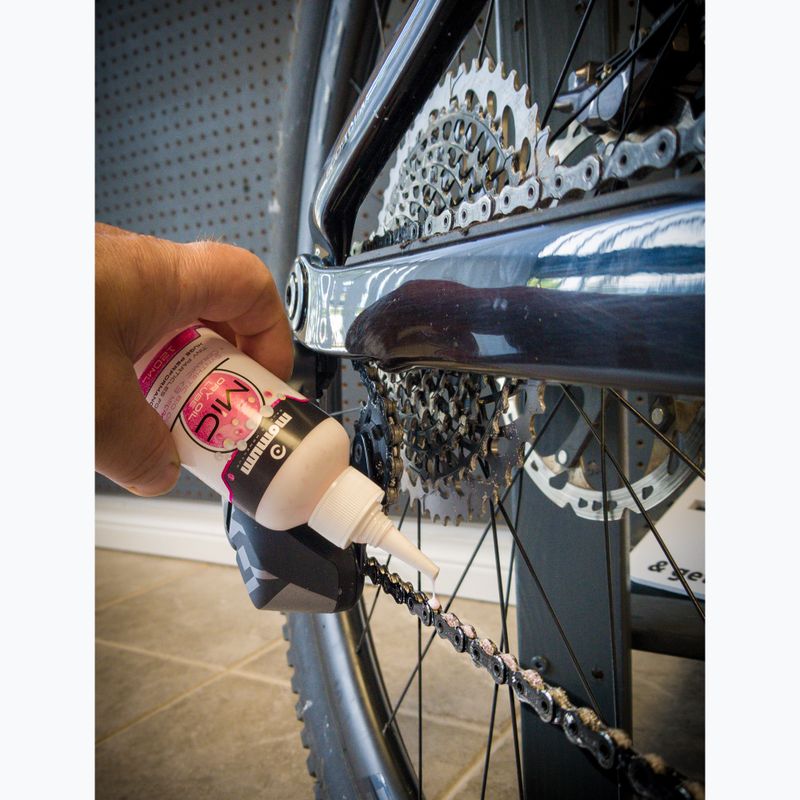 Olej na mazání řetězu Momum Mic Dry Oil Chain Lube 120 ml 9