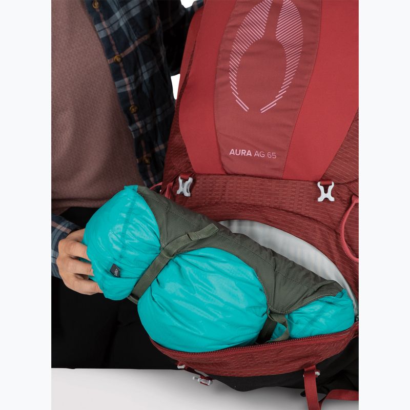 Dámský trekový  batoh Osprey Aura AG 65 l XS-S berry sorbet red 12