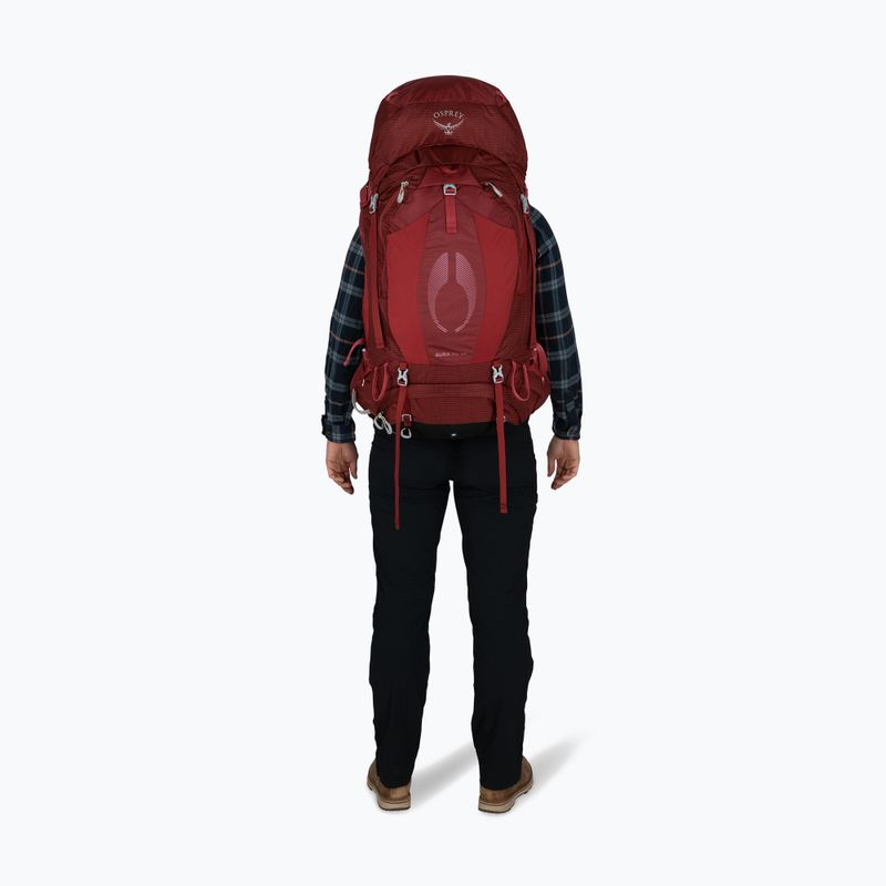 Dámský trekový  batoh Osprey Aura AG 65 l M-L berry sorbet red 6