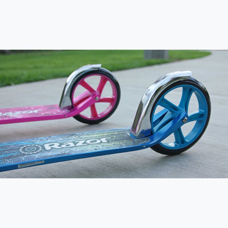 Koloběžka  Razor A5 Lux pink 12