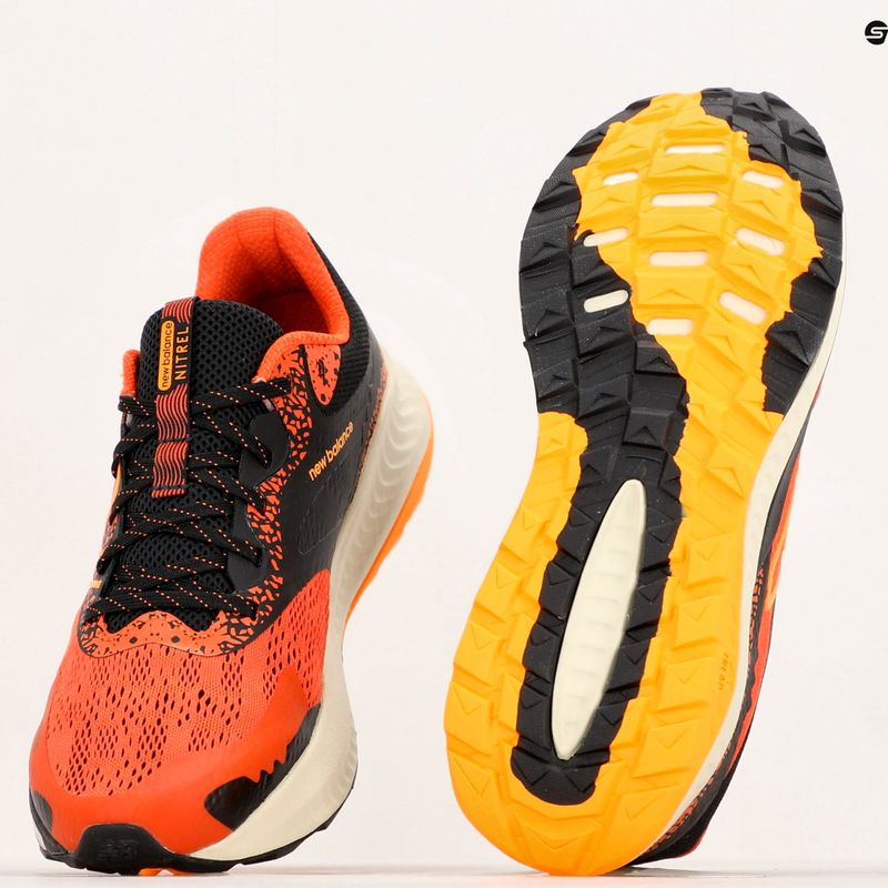 Pánské běžecké boty New Balance MTNTRV5 cayenne 18