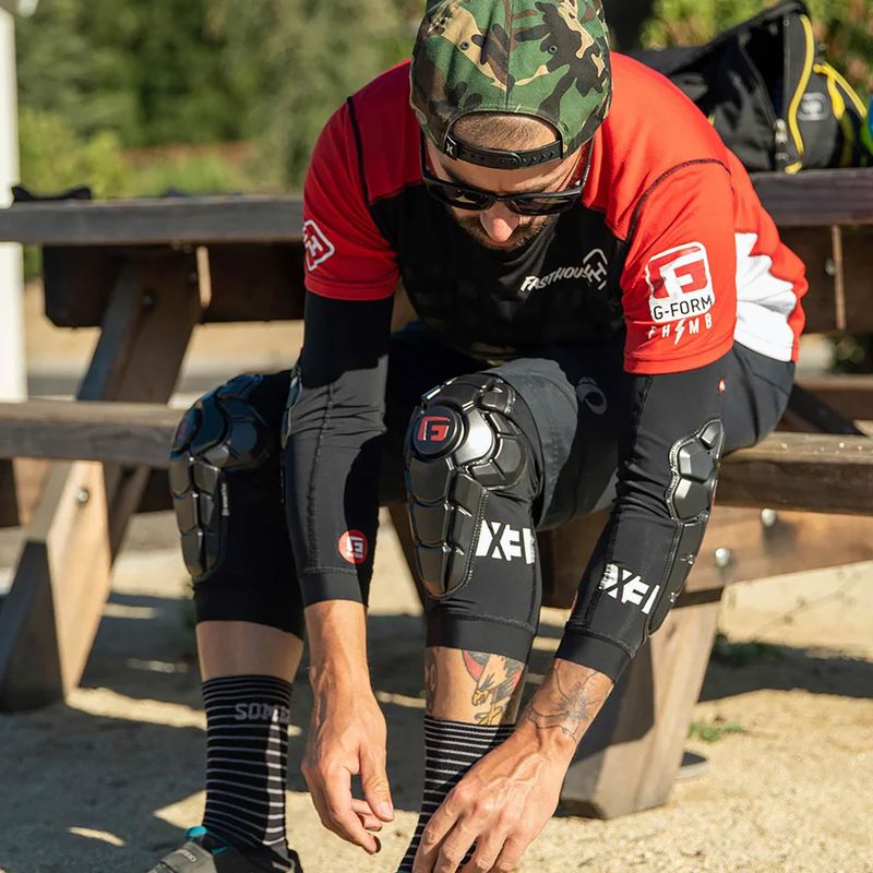 Dětské cyklistické loketní chrániče  G-Form Pro-X3 Elbow Youth black 2