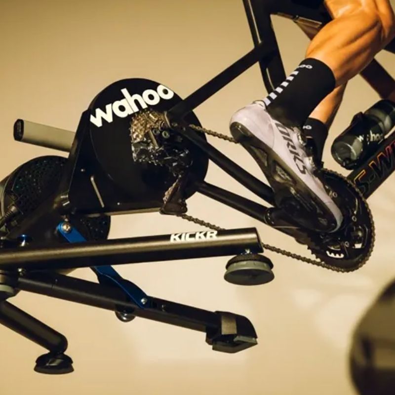 Cyklistický trenažér Wahoo Kickr Smart Power Trainer (V5) czarny WFBKTR120 7
