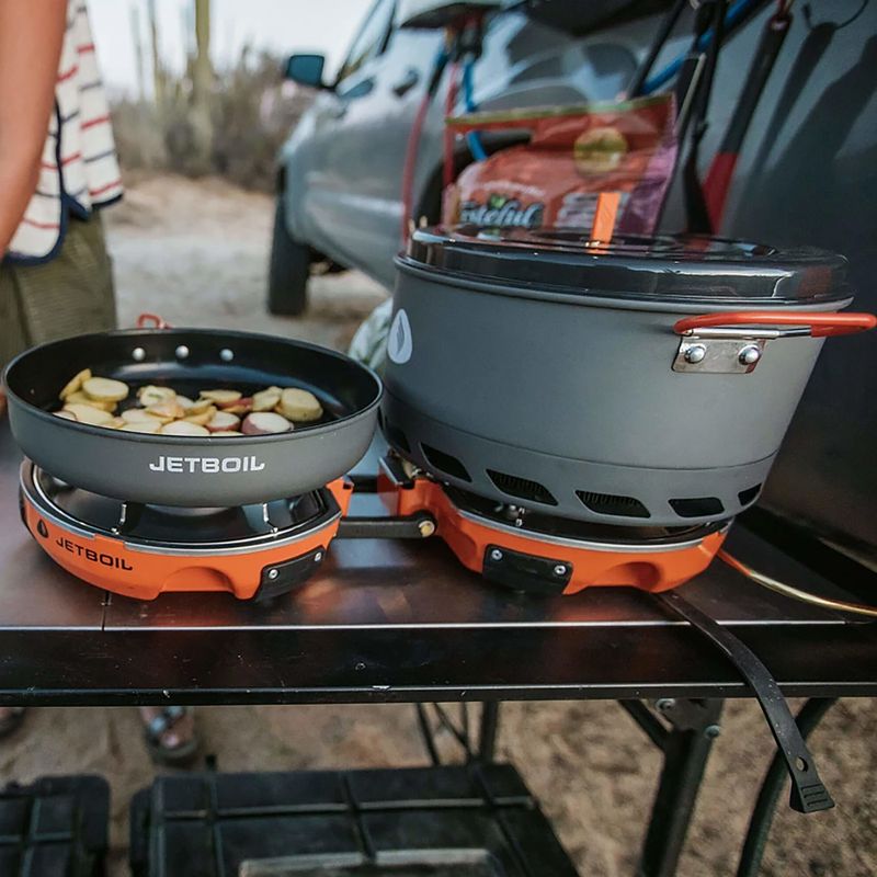Turistický vařič Jetboil Genesis Basecamp Cooking System carbon 7