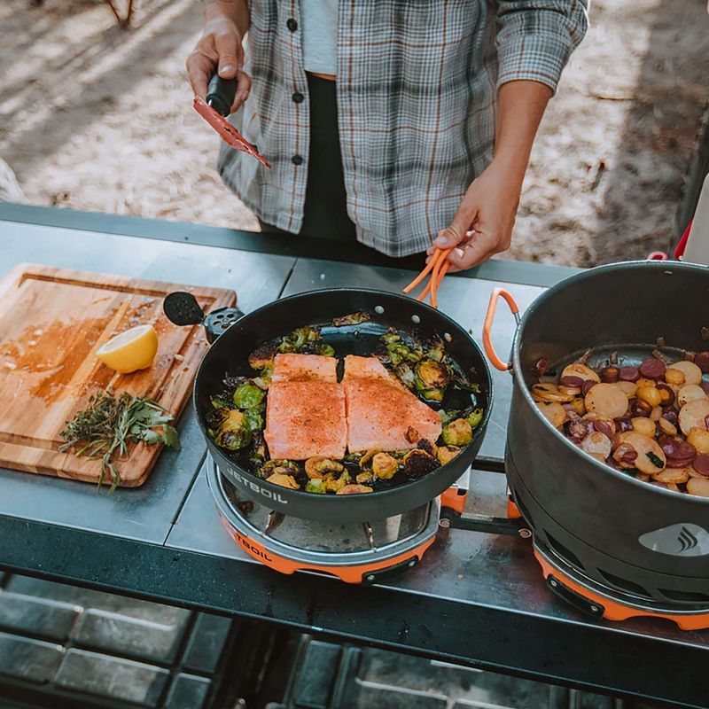 Turistický vařič Jetboil Genesis Basecamp Cooking System carbon 8
