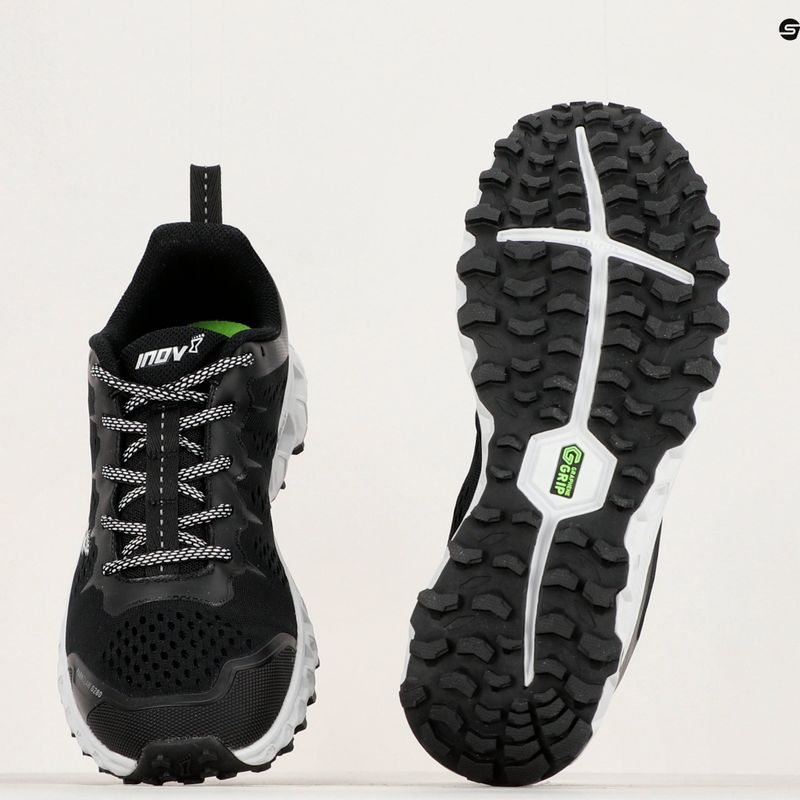 Dámská běžecká obuv Inov-8 Parkclaw G280 black/white 20