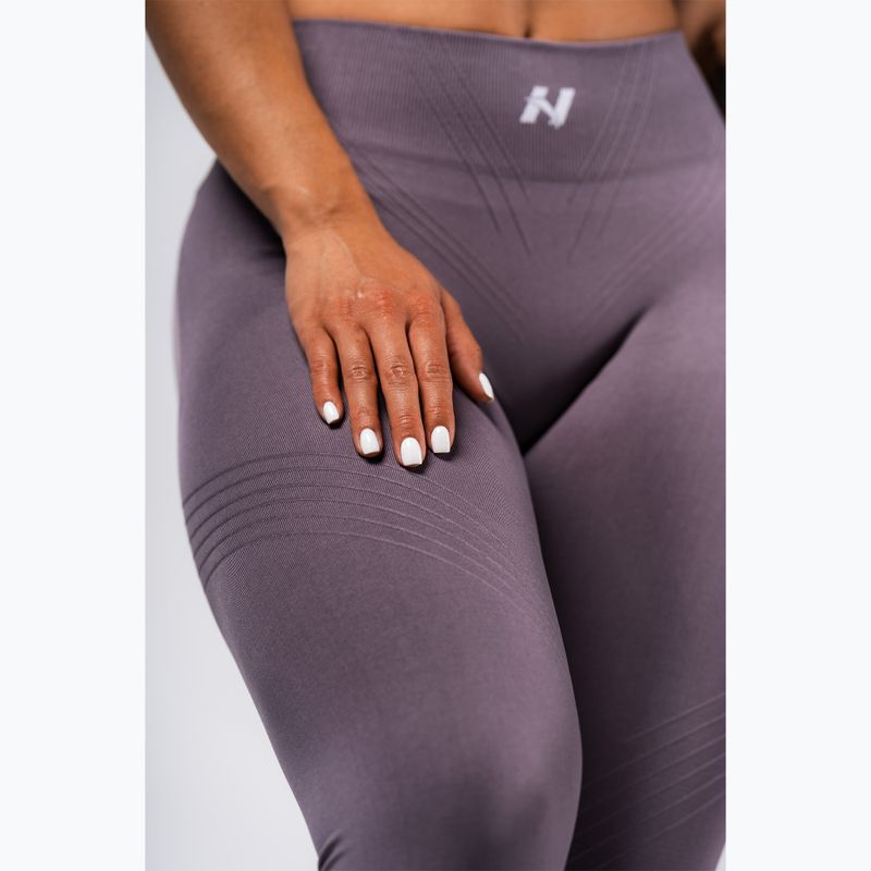 Dámské tréninkové legíny NEBBIA Flow Seamless Maximum Push-Up dark grey 4