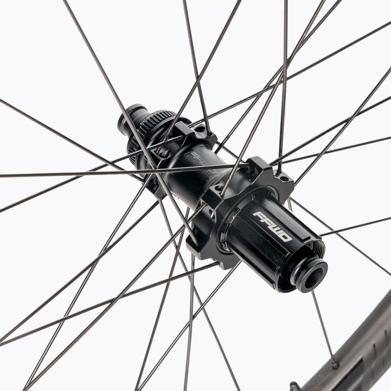 FFWD Carbon Tyro FCC shimano kola černá ASTYROFCCFFWDGRSH 2