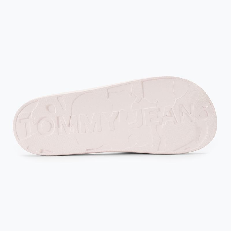 Dámské nazouváky   Tommy Jeans Printed Pu Pool Slide ecru 5