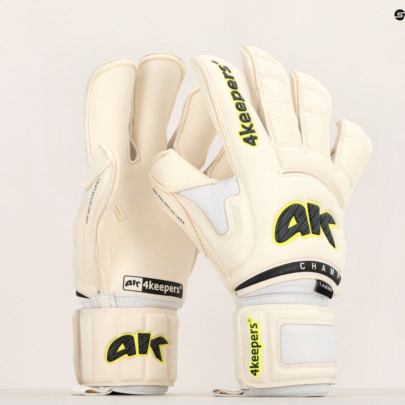 4Keepers Champ Carbo VI brankářské rukavice bílé 5