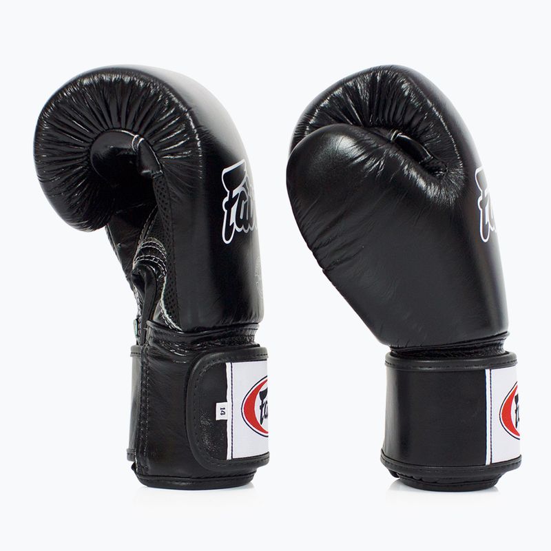 Fairtex Universal Prodyšné černé boxerské rukavice 3