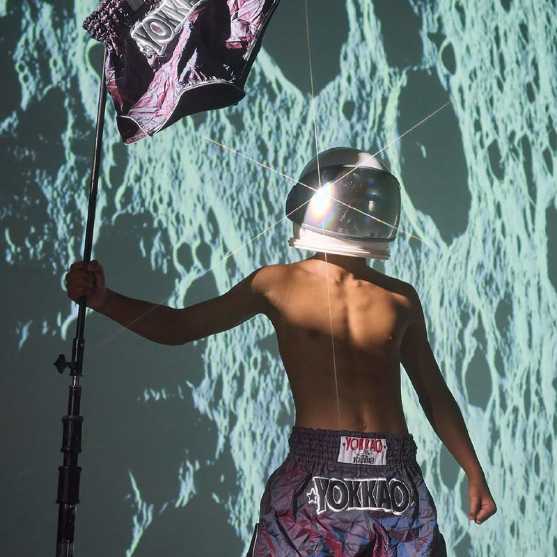 Pánské tréninkové šortky YOKKAO Lunar Muay Thai iridescent blue grey 15