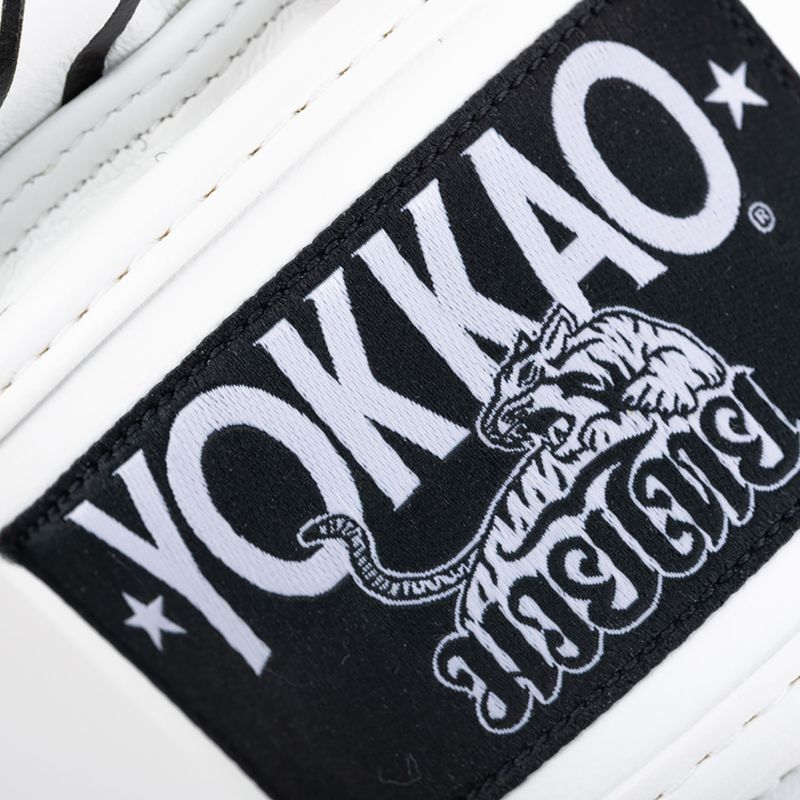 Boxerské rukavice YOKKAO Power Boxing white 10