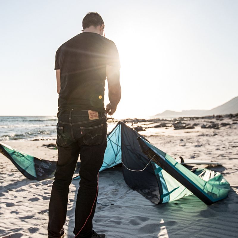 Airush One V2 kite kitesurfing modrá 3053220001014 4