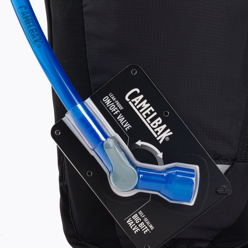 Cyklistický batoh CamelBak Rogue Light s hydratačním vakem černý 2403001000 5