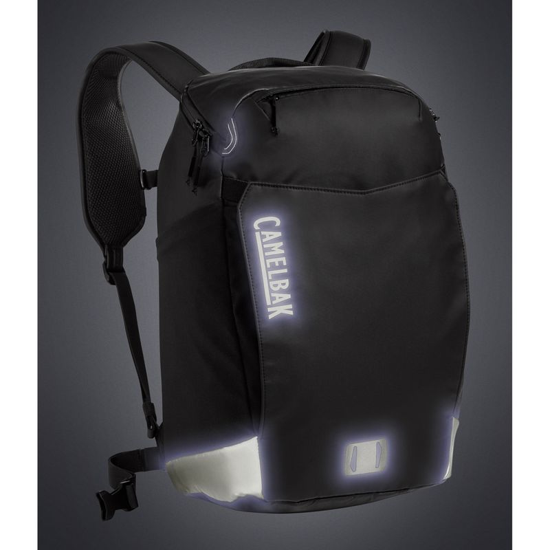 Batoh na kolo CamelBak M.U.L.E. Commute 22 l black 9
