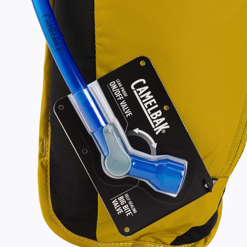 Cyklistický batoh CamelBak Rogue Light s hydratačním vakem 2403701000 5