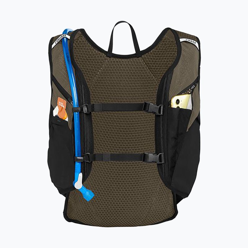 Cyklistický batoh CamelBak Chase Adventure 8 z bukłakiem 2 l black/earth 8