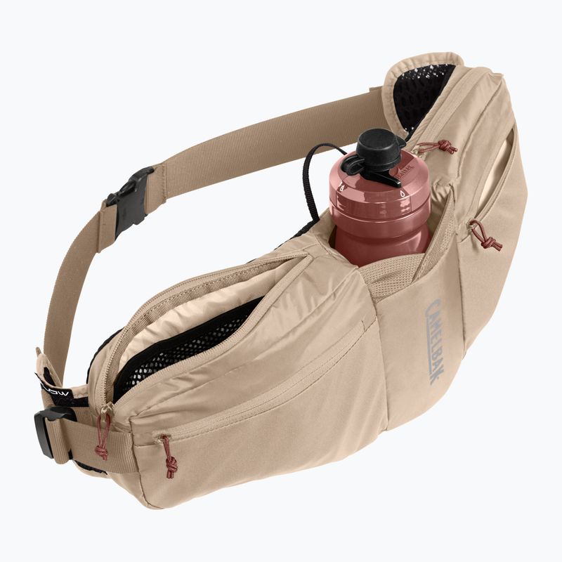 Ledvinka CamelBak Podium Flow 4 l s lahví 620 ml  moondust 6