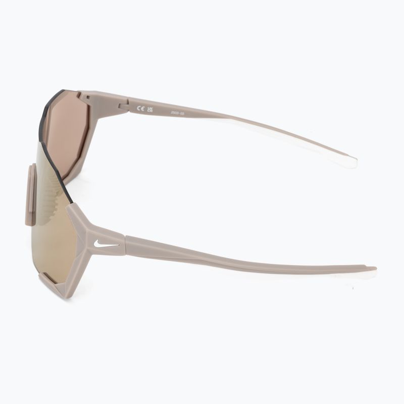 Sluneční brýle Nike Charged Shield matte college grey/gold mirror 4