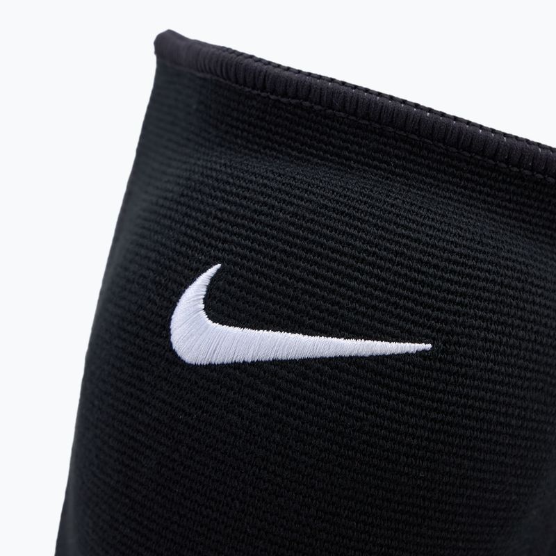 Volejbalové chrániče kolen Nike Essential black 6